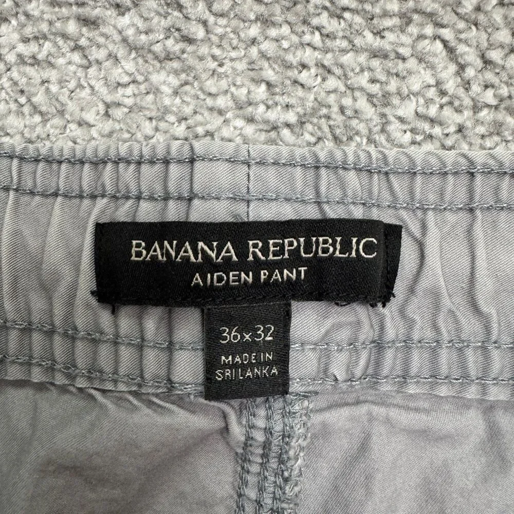Banana Republic Aiden Fit Chino Pants Mens 36x32 Gray Tapered Leg Elastic Waist